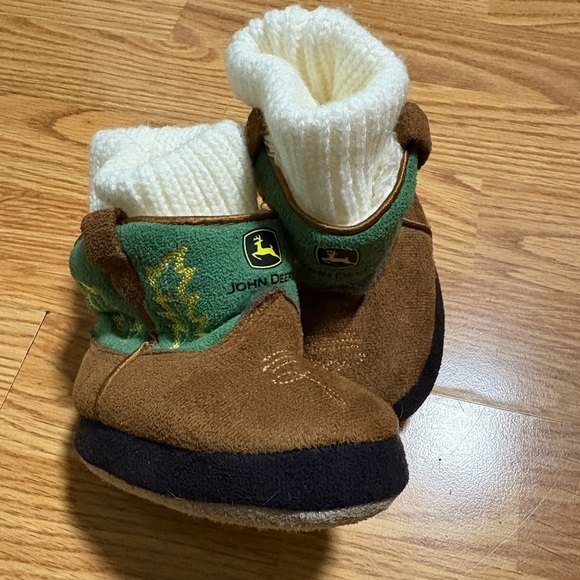 John Deere infant boots size 6-12 months - Picture 1 of 6